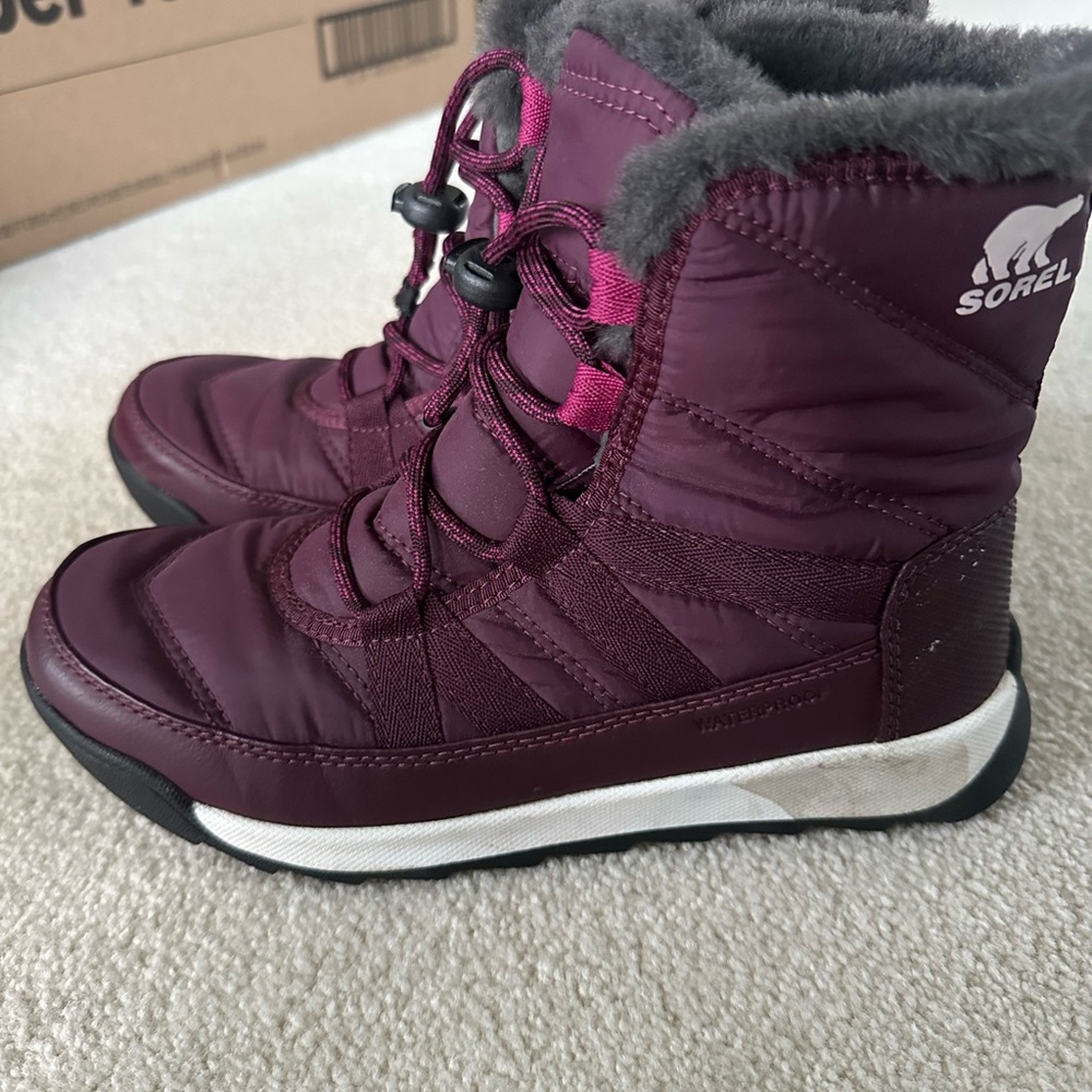 Sorel Winter Boots girls size 4